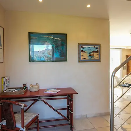 Ty Pors Ar Pagn - Pem119 By Interhome Penmarcʼh